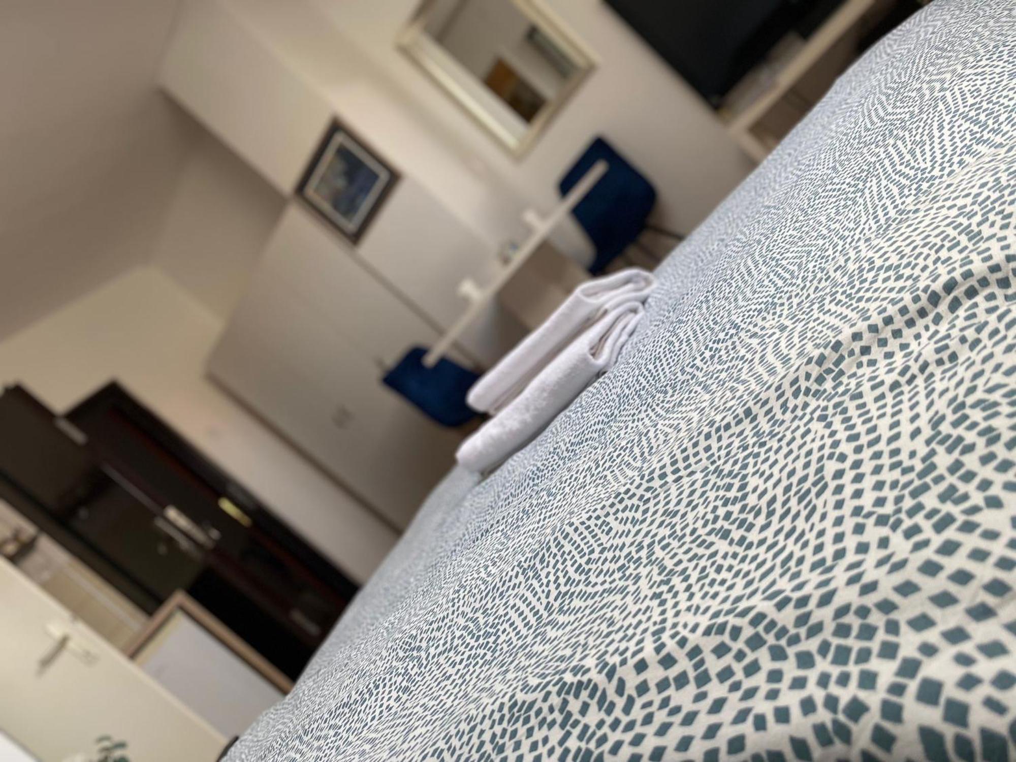 Mia Airport Studio Apartment - 0-24H Self Check In&Out - Parking On Site 벨리카 고리차 외부 사진